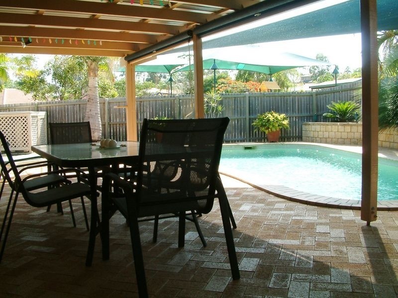 3 Samford Court, Helensvale QLD 4212