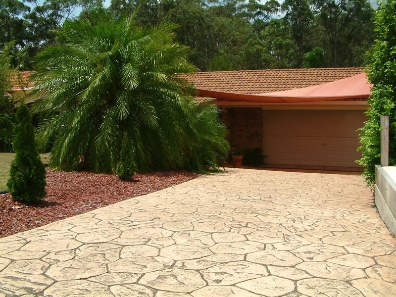7 Gambier Crescent, Pacific Pines QLD 4211