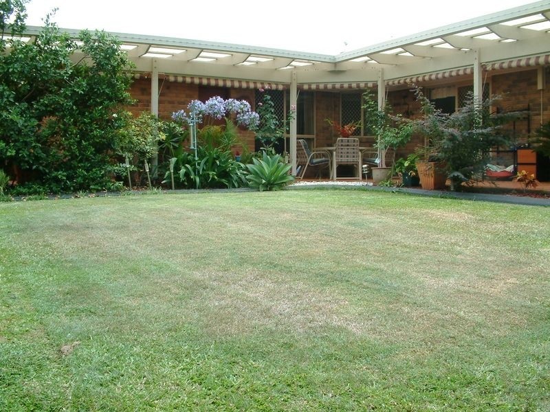 7 Gambier Crescent, Pacific Pines QLD 4211