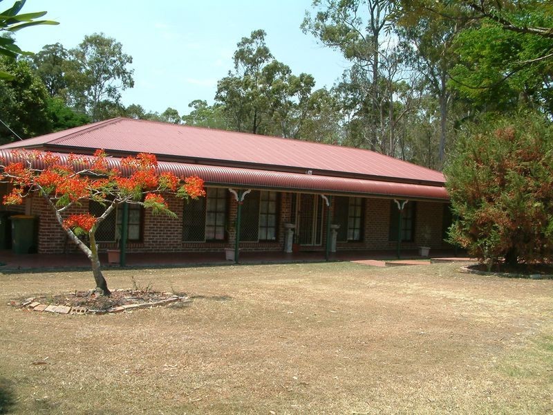 26 Queens Park Circuit, Oxenford QLD 4210