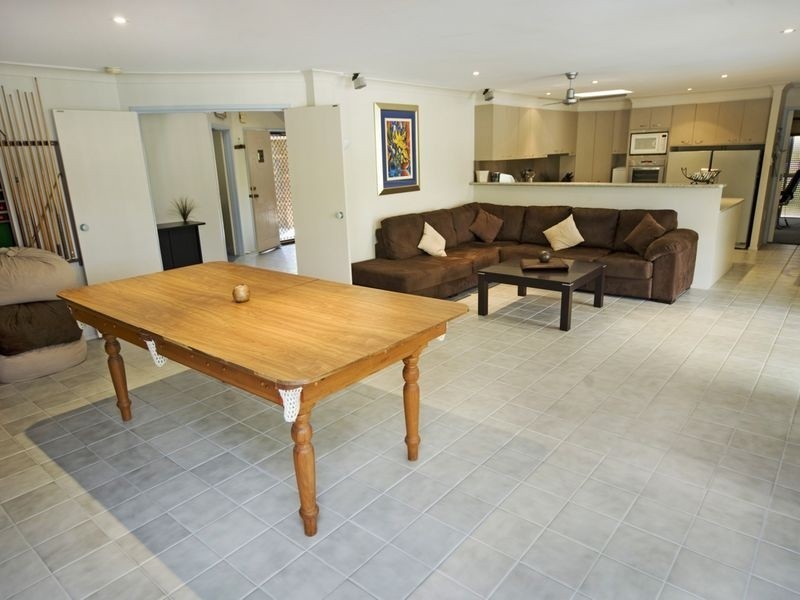 7 Tenterfield Ct, Helensvale QLD 4212