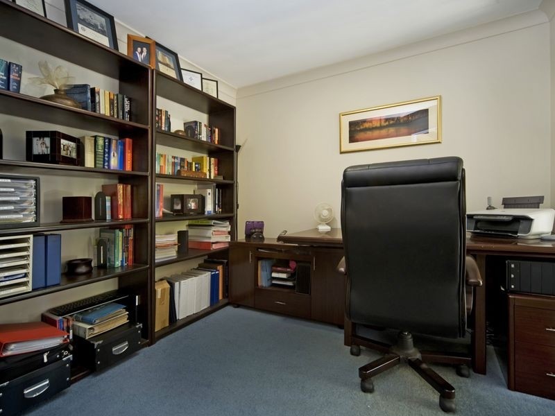 7 Tenterfield Ct, Helensvale QLD 4212