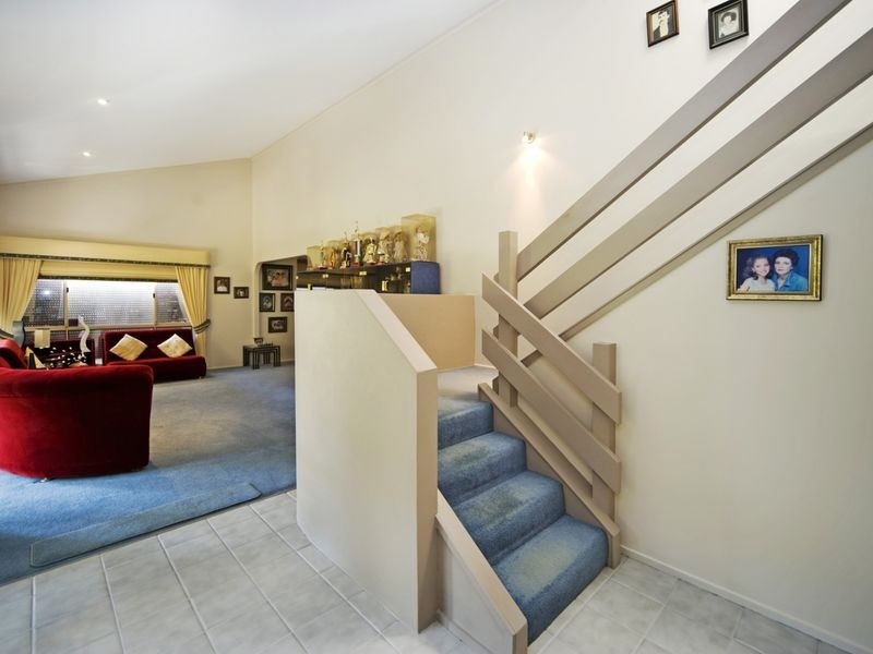 7 Tenterfield Ct, Helensvale QLD 4212