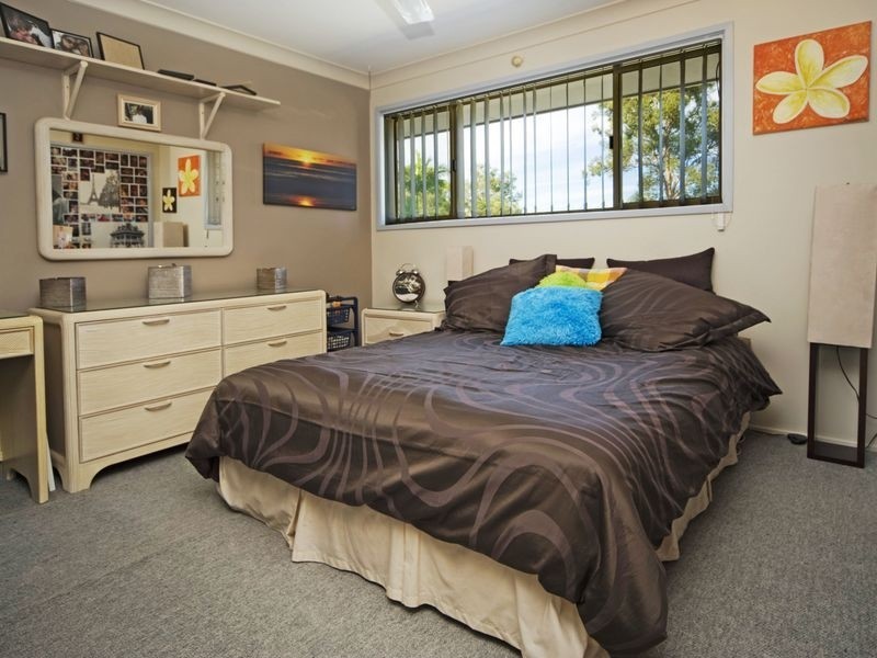 7 Tenterfield Ct, Helensvale QLD 4212