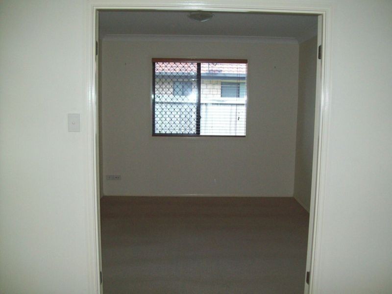 27 Roseapple Circuit, Oxenford QLD 4210