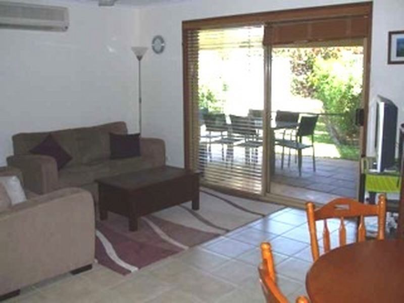 2/7 Gable Street, Oxenford QLD 4210