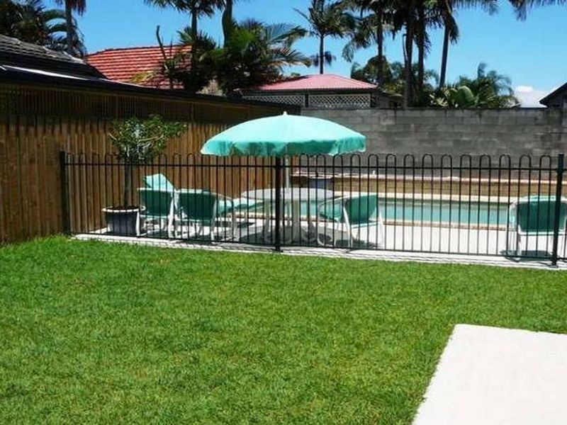 24a Brooke Avenue (Chirn Park), Southport QLD 4215