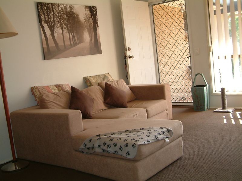 2/5 Theatre Street, Oxenford QLD 4210