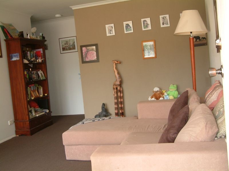 2/5 Theatre Street, Oxenford QLD 4210