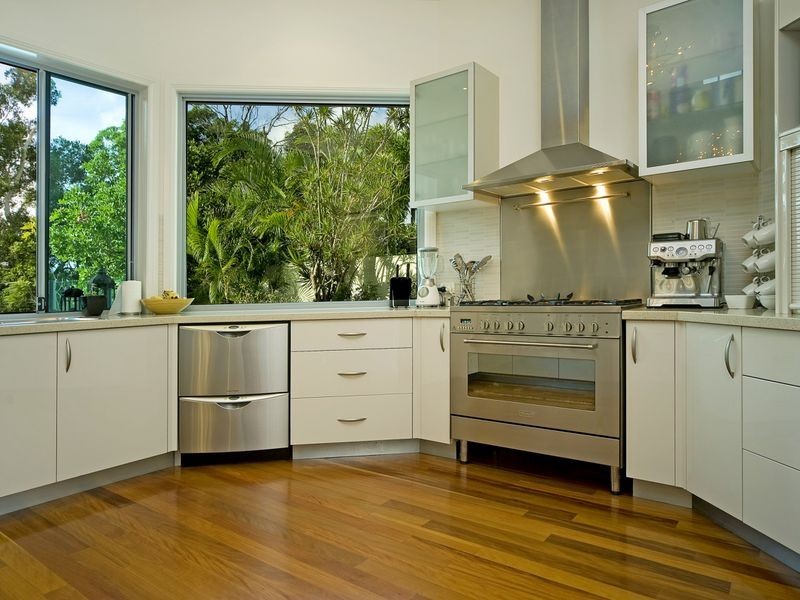 1 Parkview Place (Oyster Cove), Hope Island QLD 4212