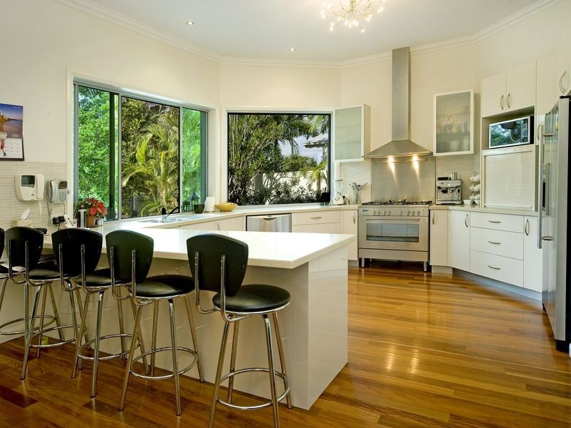 1 Parkview Place (Oyster Cove), Hope Island QLD 4212