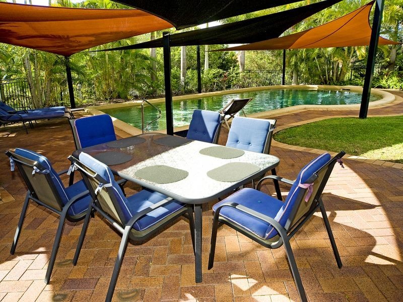 2 Urangan Court, Helensvale QLD 4212