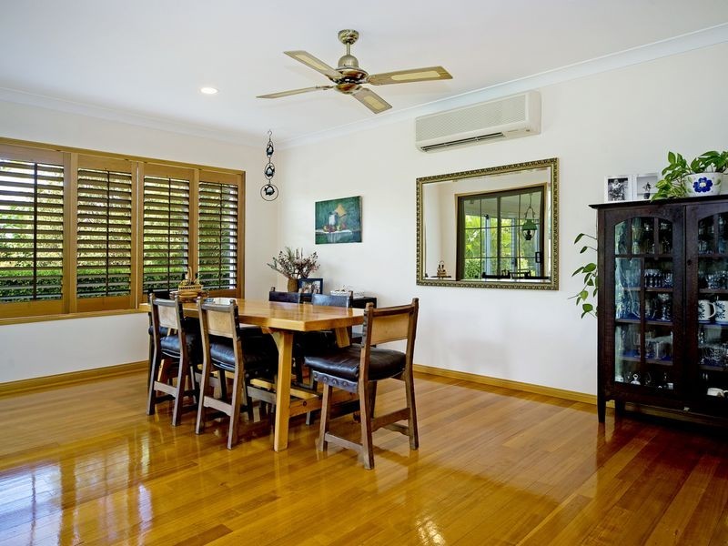 2 Urangan Court, Helensvale QLD 4212