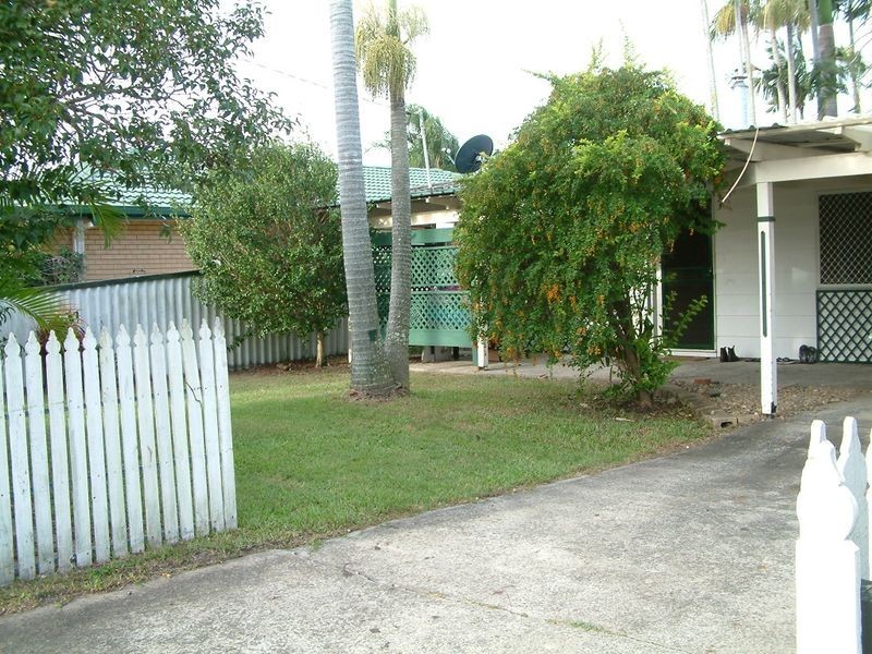 9 Jacaranda Avenue, Hollywell QLD 4216