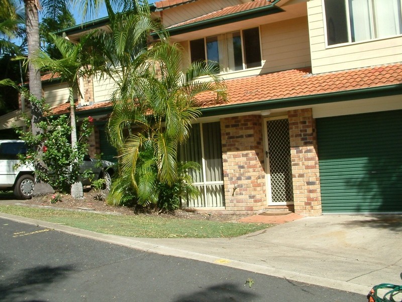 8/482 Pine Ridge Road, Coombabah QLD 4216