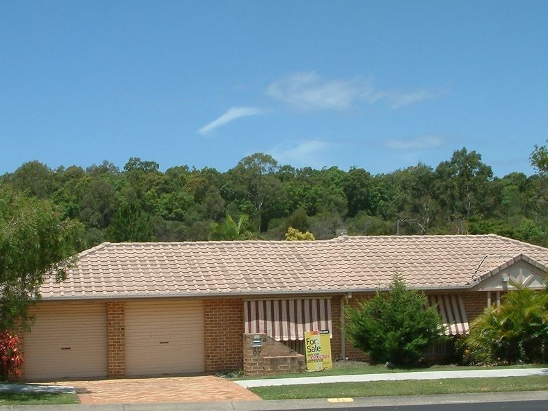 89 Mildura Drive, Helensvale QLD 4212