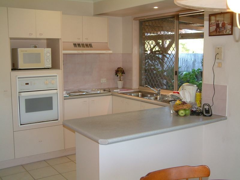 89 Mildura Drive, Helensvale QLD 4212