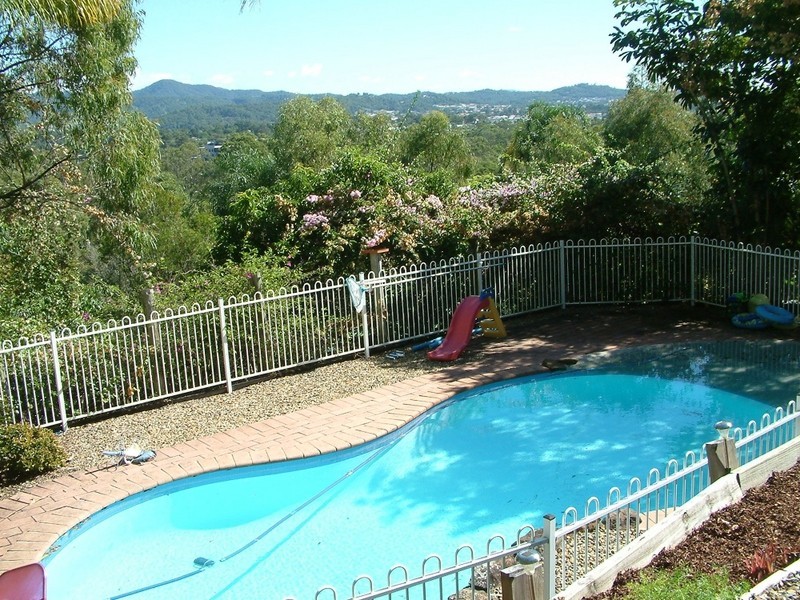 47 Adaminaby Drive, Helensvale QLD 4212