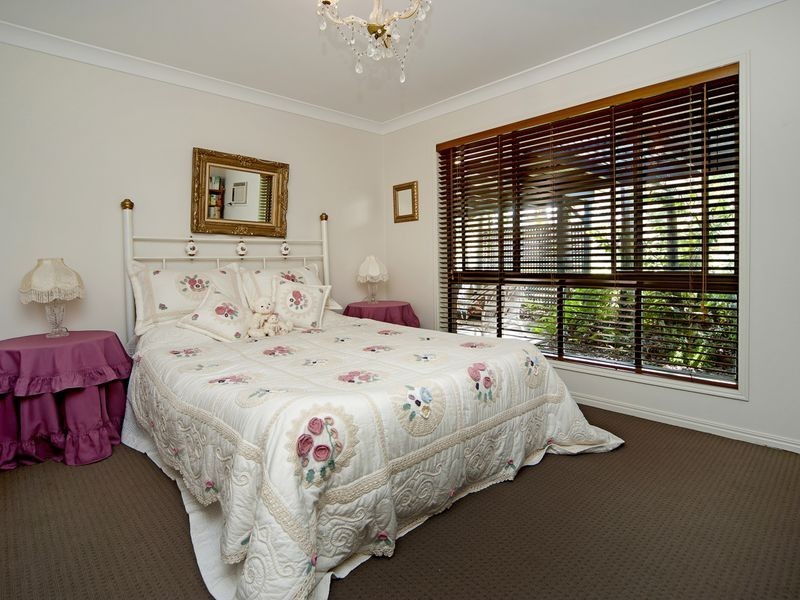 64 Clarence Drive, Helensvale QLD 4212