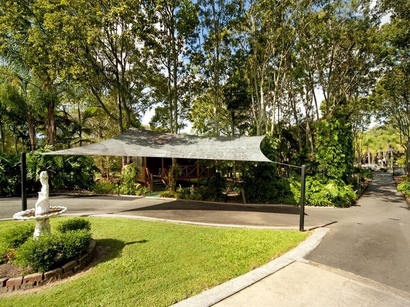 64 Clarence Drive, Helensvale QLD 4212