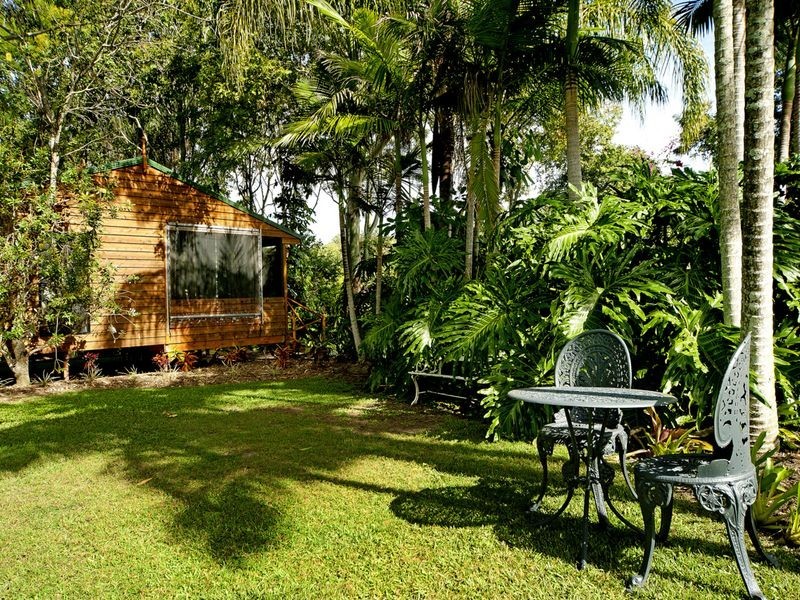 64 Clarence Drive, Helensvale QLD 4212