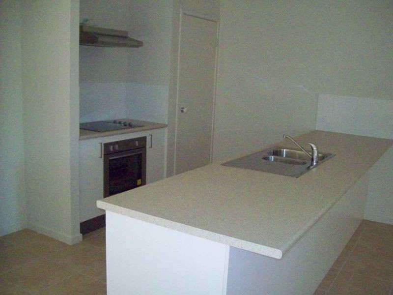 2/9 Murray Circuit, Upper Coomera QLD 4209