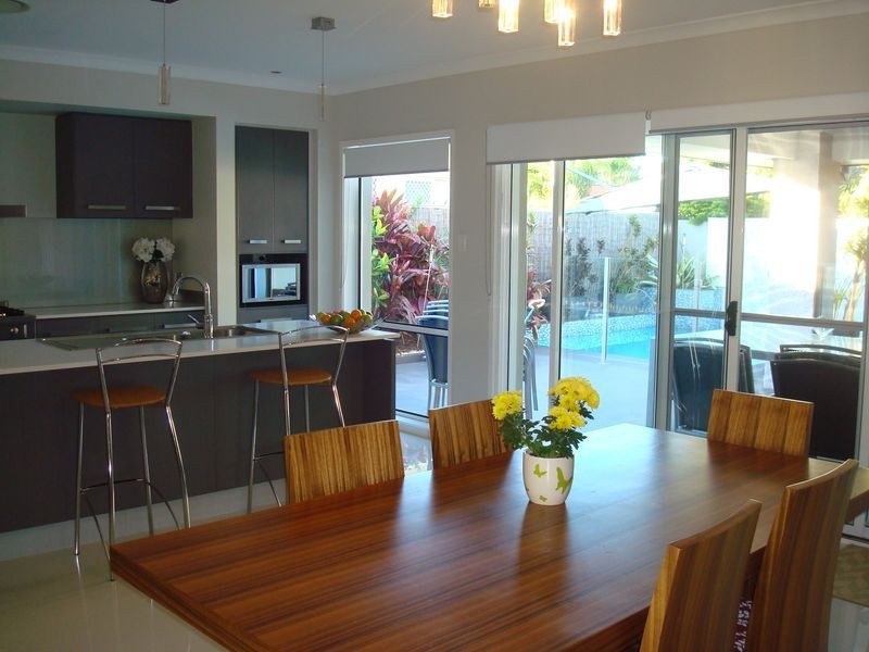 50 Rhodium Crescent, Hope Island QLD 4212
