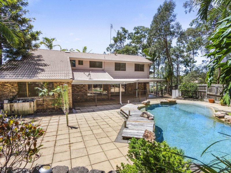21 Mullewa Crescent, Helensvale QLD 4212