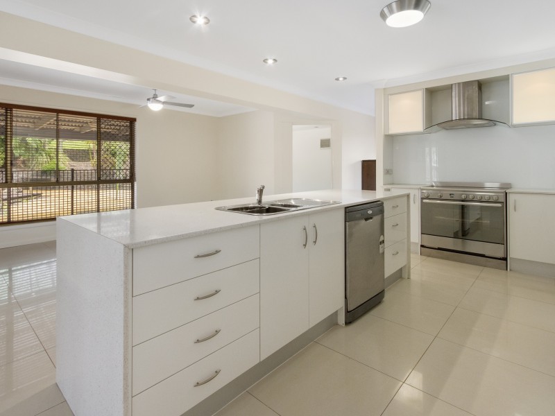 21 Mullewa Crescent, Helensvale QLD 4212