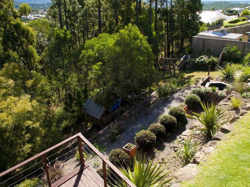 24 Hillary Circuit, Pacific Pines QLD 4211