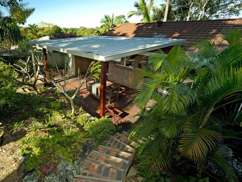 10 Armidale Crescent, Helensvale QLD 4212