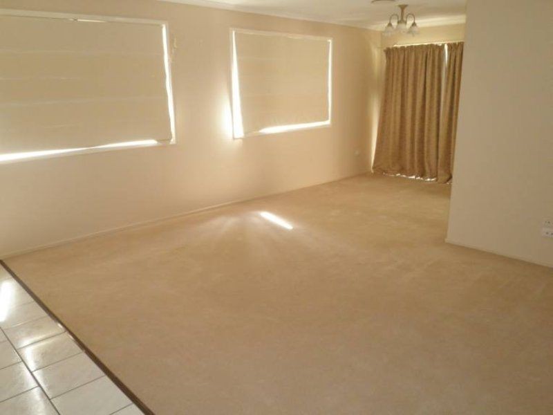 33 River Oak Drive, Helensvale QLD 4212