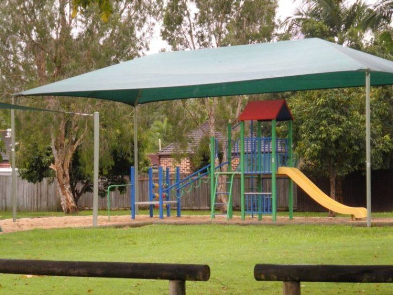 33 River Oak Drive, Helensvale QLD 4212