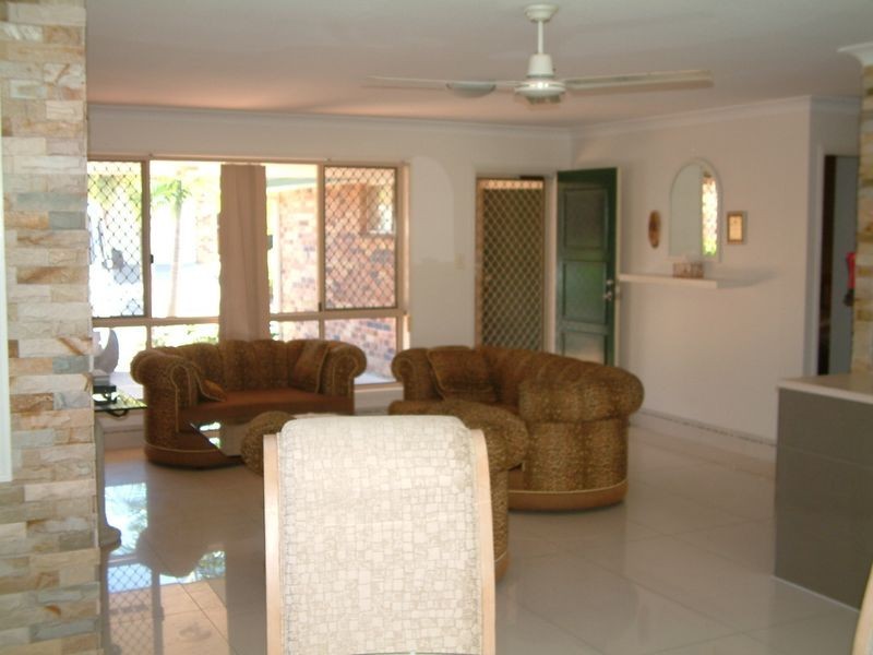 18/1 Doyalson Place, Helensvale QLD 4212