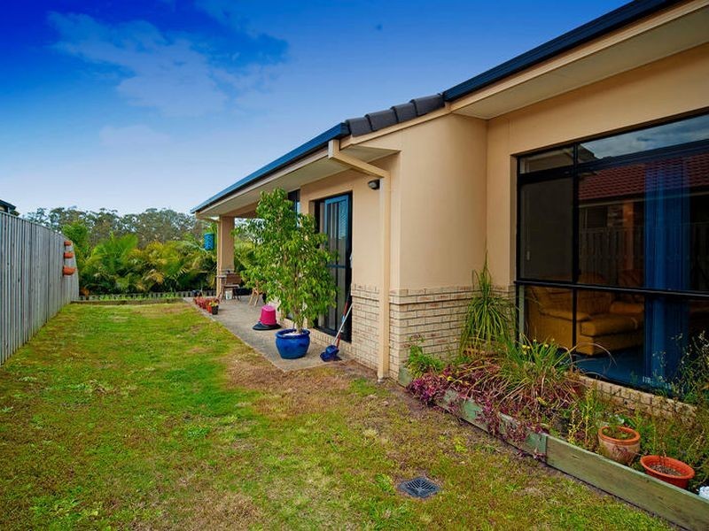 55 Cossington Circuit, Maudsland QLD 4210