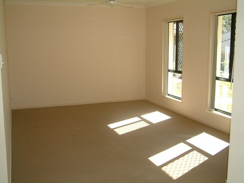 91 Roberts Road, Maudsland QLD 4210