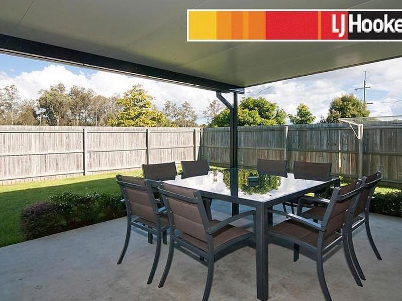 74 Serafina Drive, Helensvale QLD 4212