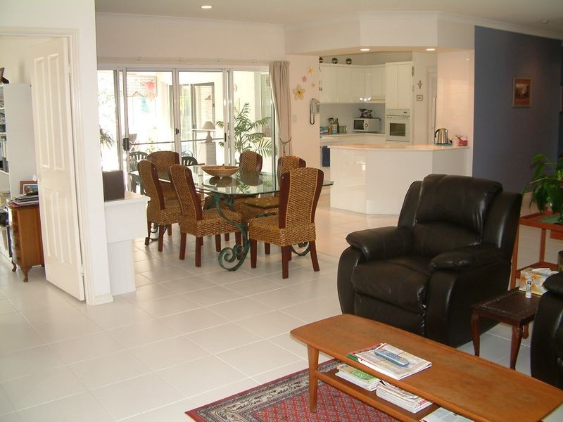 59 Lismore Drive, Helensvale QLD 4212
