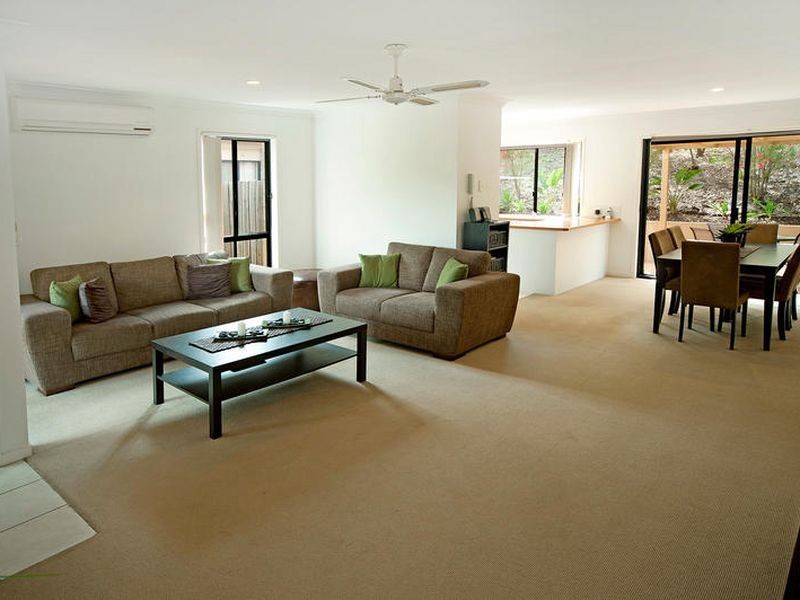 9/24 Amsonia Court, Arundel QLD 4214