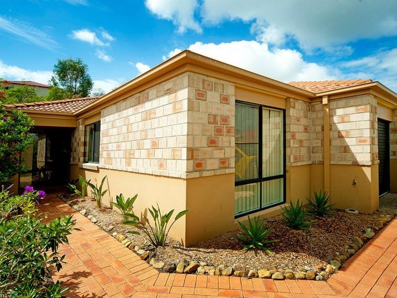 9/24 Amsonia Court, Arundel QLD 4214