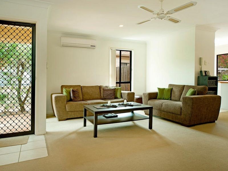 9/24 Amsonia Court, Arundel QLD 4214
