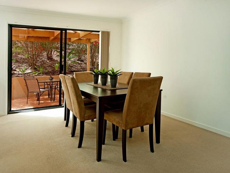 9/24 Amsonia Court, Arundel QLD 4214