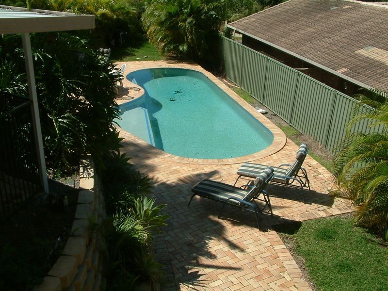 20 Surrey Court, Helensvale QLD 4212