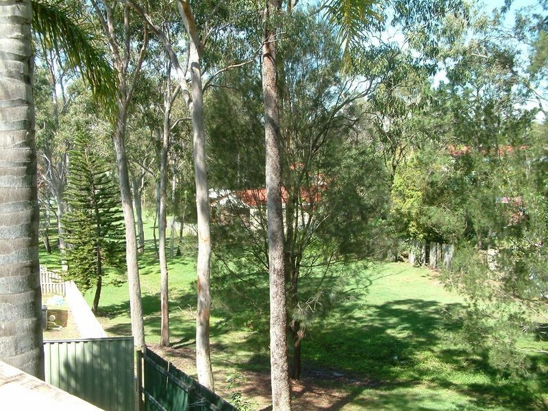 20 Surrey Court, Helensvale QLD 4212