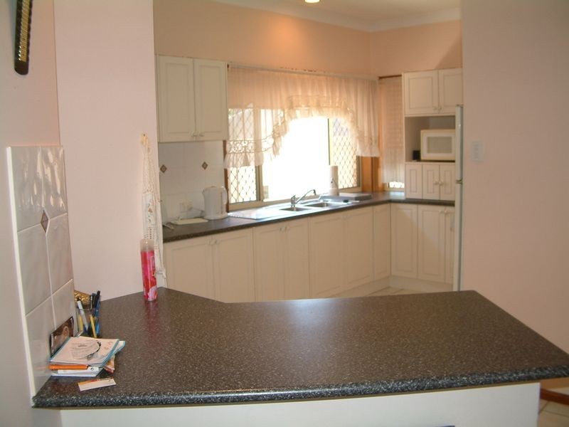 15 Dalby Court, Helensvale QLD 4212