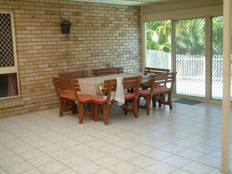 15 Dalby Court, Helensvale QLD 4212