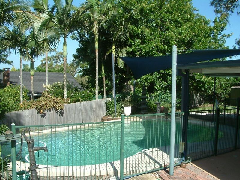 8 Atherton Court, Helensvale QLD 4212
