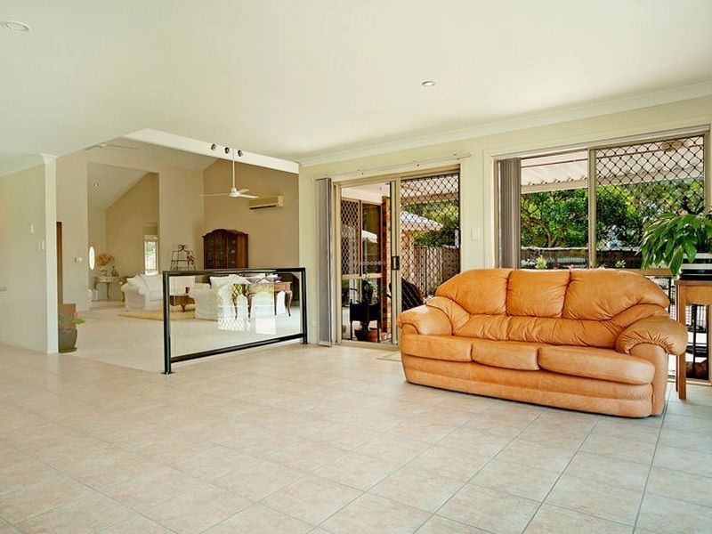 1 Colo Court River Downs, Helensvale QLD 4212