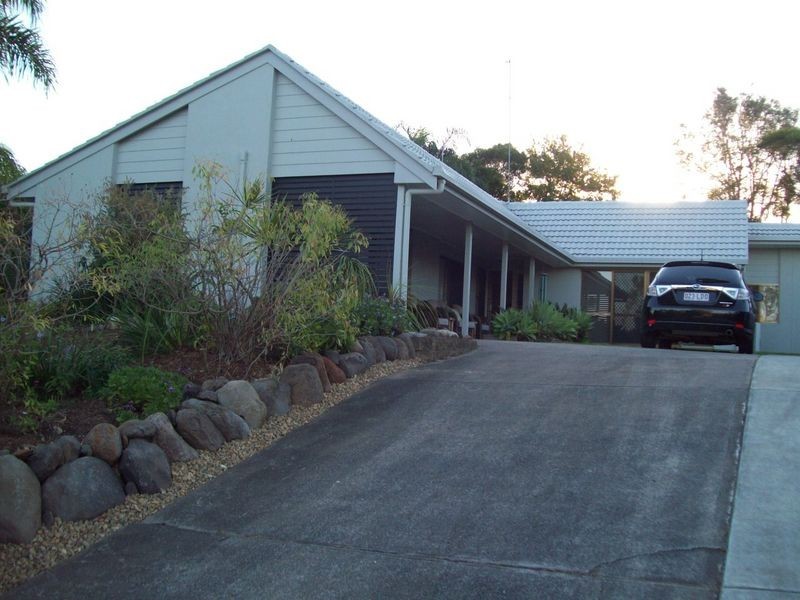 3 Eildon Place, Helensvale QLD 4212