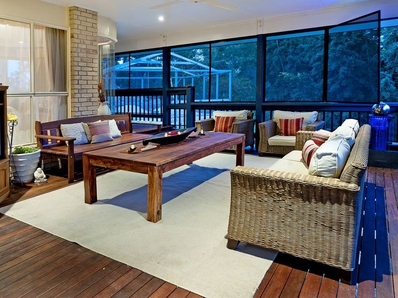 16 Derwent Avenue, Helensvale QLD 4212